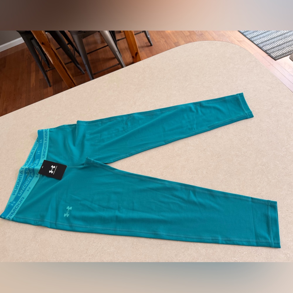 Under Armour Teal youth Active Compression cropped leggings